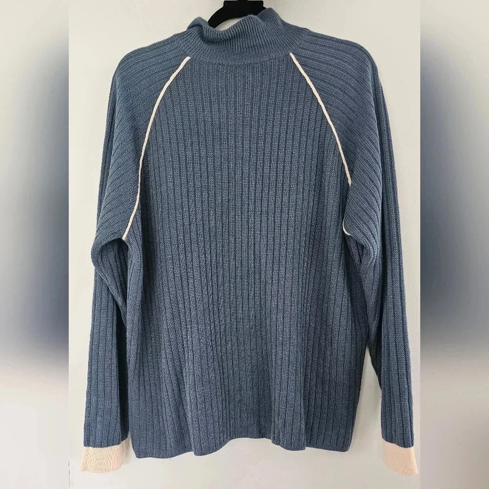 Hugo Boss warmth minimalist leave